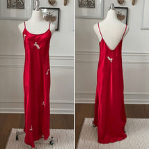 Vintage Natori Red Satin Long Chemise Nightgown Asian Embroidery S - $1,140.44 MXN