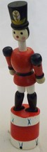 VINTAGE WOODEN THUMB PUSH BUTTON PUPPET TOY MARCHING BAND SOLDIER FIGURINE - $292.27 MXN