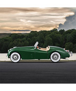 Bburago 1:24 Scale Jaguar 1951 XK 120 Roadster Classic Car Alloy Diecast... - $45.26 CAD