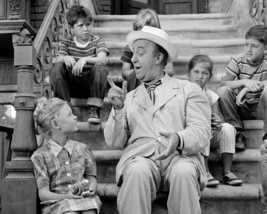 Ed Wynn in The Twilight Zone One For The Angels episode 11x14 Photo - £11.81 GBP