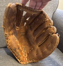 VTG MacGregor Baseball Glove M11T 11&quot; Right Handed Thrower Rod Carew Mod... - $9.89