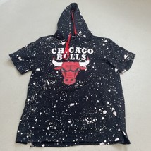 Chicago Bulls NBA U Pullover Mens Short Sleeve Hoodie Size Large L Splatter - £22.08 GBP