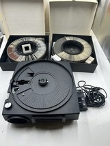 Kodak Carousel 750H Slide Projector 140 Slide Comes W Remote Tested &amp; Works - $1,849.32 MXN