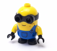 Lego Minion  Minifigure Goggles - $108.30 MXN