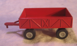 Vintage Tootsietoy Diecast Red Trailer Hauler Red 4 Wheel Metal - $16.20