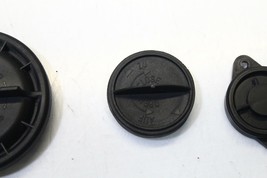 2007-2010 MERCEDES W216 CL550 CL63 HEADLIGHT DUST BOOT COVER CAP SET  P2979 image 4