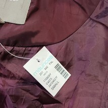 Maurices RN#51783 Girls/Women's Red Full Zip Removable Hoodie Vest Size Small  image 3