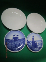 Royal Copenhagen 4 Round Dishes 4&quot; [58] - $24.75