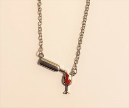 Silver Plated Dainty Enamel Painted Wine Fashion Necklace - New - £11.88 GBP