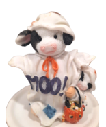 Vintage 1996 Enesco Halloween Marys Moo Moos Peek A Moo Resin Cow Figuri... - £15.48 GBP