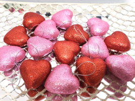 Valentines Day Pink Red Glitter Hearts 1.5&quot; Tree Ornaments Decor 15pc - $276.61 MXN