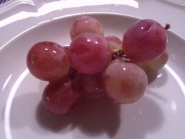 10 Giant Red Globe Grape Vitis Vinifera Fruit Vine Seeds Fresh - $19.98