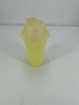 Vintage Tupperware Yellow Quick Shake  Mixer Cup with Pour lid  #844-12 - £4.60 GBP