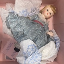 Vintage Madame Alexander 8&quot; Doll Miss Muffet 452 in original box no hat - £3.88 GBP