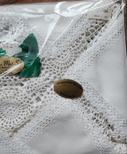 Vintage Brownlow ~ Boxed Place Mat Set ~ 6 Placemats ~ 6 Napkins ~ Cotton ~ Lace Item image 3
