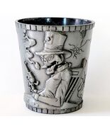 Vintage Pewter Shot Glass Holder Skull Gambler Spades Top Hat Smoking Pi... - $464.13 MXN