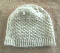 Adults/kids unisex beige knit toque hat 20&quot; circumference x 10&quot; high - $4.00