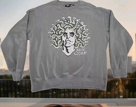 Alice Cooper Medusa Crewneck Sweatshirt Mens Size Large Green Band Concert - $24.75