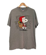 Snoopy PEANUTS Santa T Shirt Size XL PEANUTS Cartoons Gray Christmas Comics - $366.09 MXN