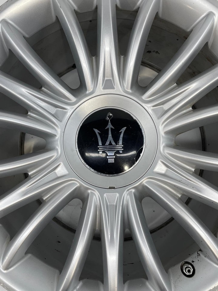 2014-2017 Maserati Quattroporte 19'x10' Rear Rim W/ Center Cap Curb Rash OEM Item image 4
