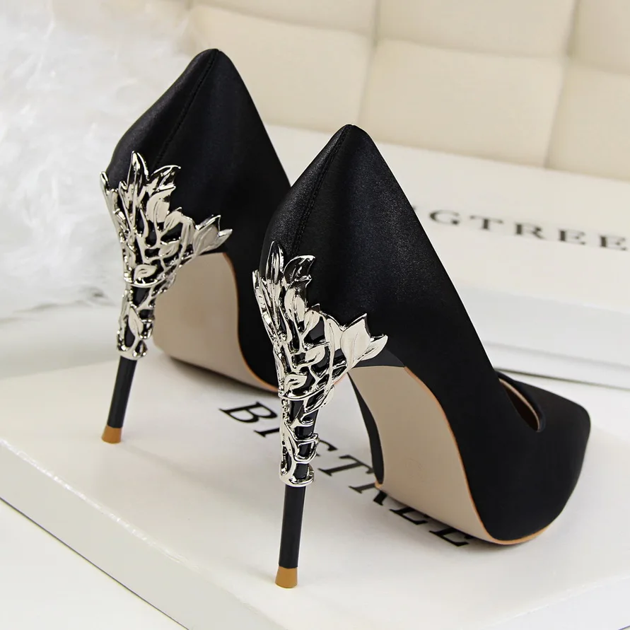 Sporting Metal Carved Thin Heel High Heels Pumps Women Shoes 2018 Ay Pointed Toe - £53.20 GBP