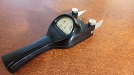 Vintage car voltmeter. Carbolite. Ideal condition. - £42.55 GBP
