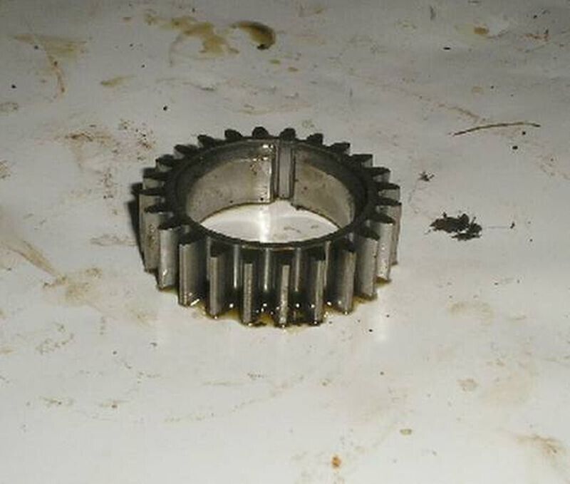 Craftsman 21&quot; Briggs 7 HP OHV Walk Behind Mower Crankshaft Gear - $11.88