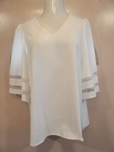 Women&#39;s Blouse White V-Neck Flair Sleeve Top Loose Fit Unbranded NWOT - £11.21 GBP