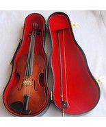 Another beautiful violin miniature - $106.90 CAD