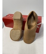 Capezio Hanami Pure Knit Jazz Shoes, Natural, Adult 4M, New - $360.94 MXN