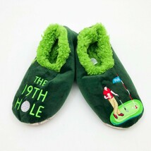 Snoozies Men&#39;s Slippers The 19th Hole Small 7/8 Green - $14.84
