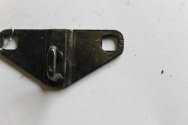 16-17 JAGUAR XE FRONT HOOD CENTER LOCK STRIKER BRACKET M1489 image 5