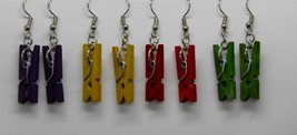 Cloths pin Earrings - $107.17 MXN