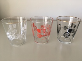 3 X GLASSES FEATURING VINTAGE CARS - $14.88