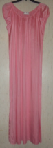 EXCELLENT WOMENS VTG SHADOWLINE LONG PINK NYLON NIGHTGOWN  SIZE S   MADE... - £25.59 GBP