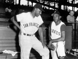 WILLIE McCOVEY &amp; ROBERTO CLEMENTE 8X10 PHOTO SF GIANTS PIRATES BASEBALL ... - $4.94