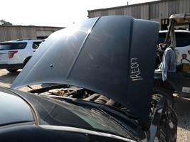 Hood Fits 05-10 300 104848704 - $5,922.84 MXN