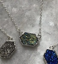 Peacock Iridescent Druzy Stone Silver Necklace - £14.24 GBP