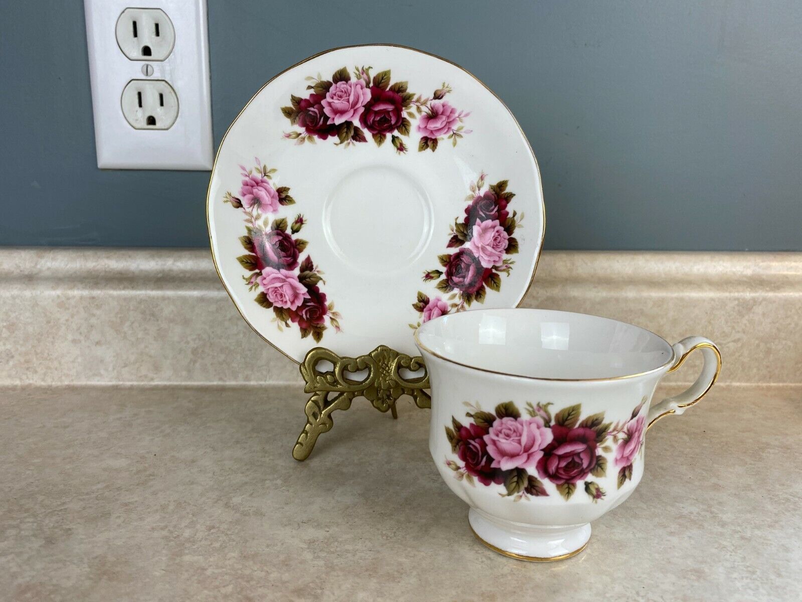 Primary image for Queen Anne A57I England Bone China Rose Beauty Tea Cup And Saucer Set  