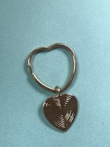 Estate Ridge Thin Goldtone Heart w Heart Shaped Ring Key Chain – 1.25 in... - £7.45 GBP