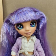 Rainbow High Junior Violet Willow 9&quot; Articulated Fashion Doll Purple Hair W Bag - £19.04 GBP