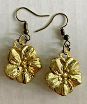 Vintage Mini Flower Gold Tone Fun Charms Costume Jewelry T3 - £10.35 GBP
