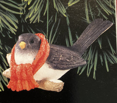 Hallmark Ornament Warm And Cozy 1998 Bird Scarf Christmas Nature Vintage... - $7.69