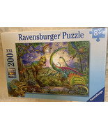 Ravensburger Realm of The Giants Puzzle 200 Piece XXL Dinosaurs NEW Fast... - $189.44 MXN