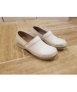Dansko White Leather Clogs Nursing Size 42, US 11.5-12 6600010100 Excellent - $34.17 CAD