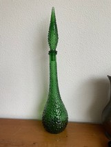 Empoli Italien Vintage Mcm Vert Guilloché Verre Décanteur Genie Bouteille 55.9cm - $300.00