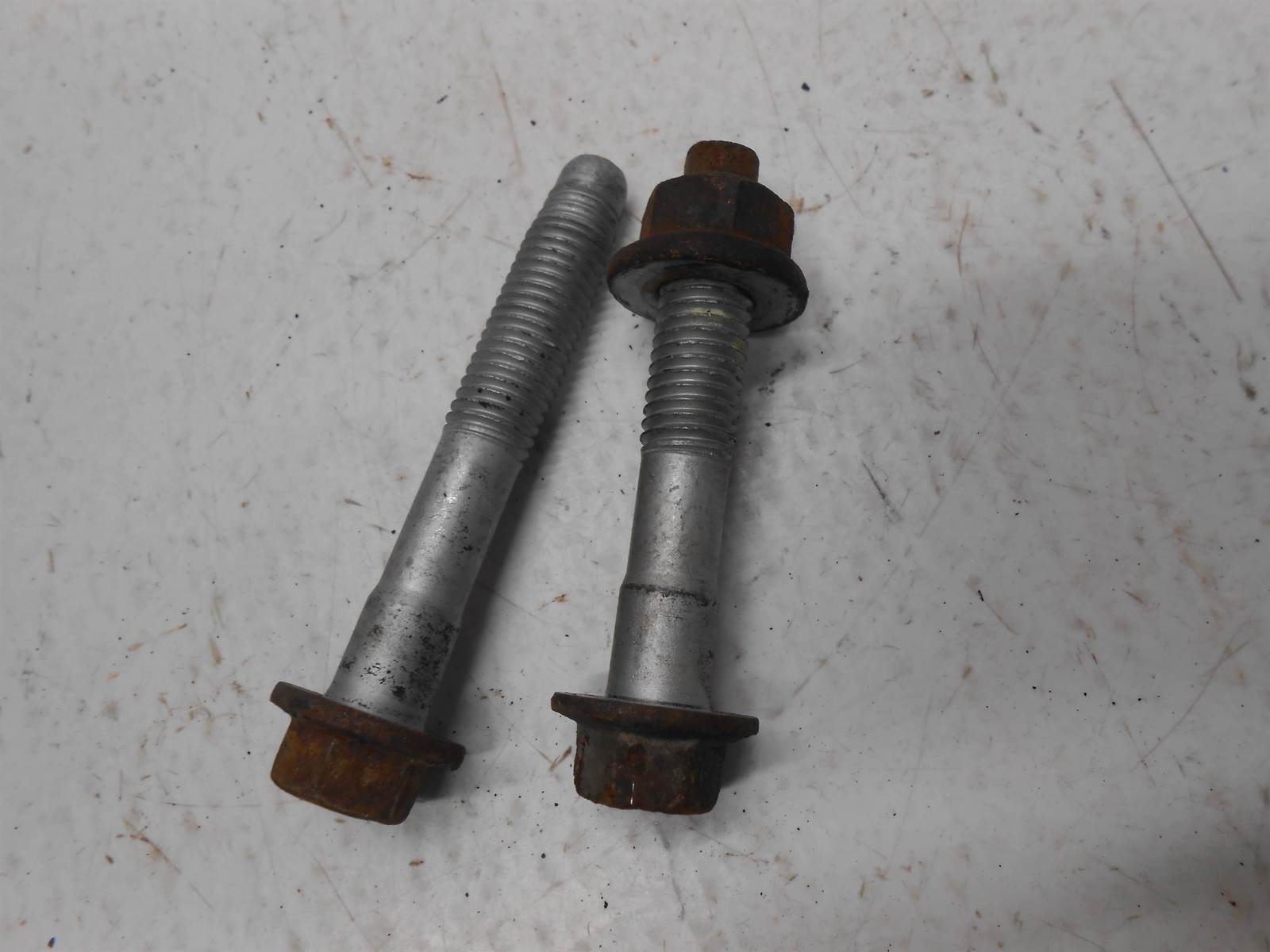 2005 Jeep Liberty Rear Shock Bolts Left Or Right - $29.99