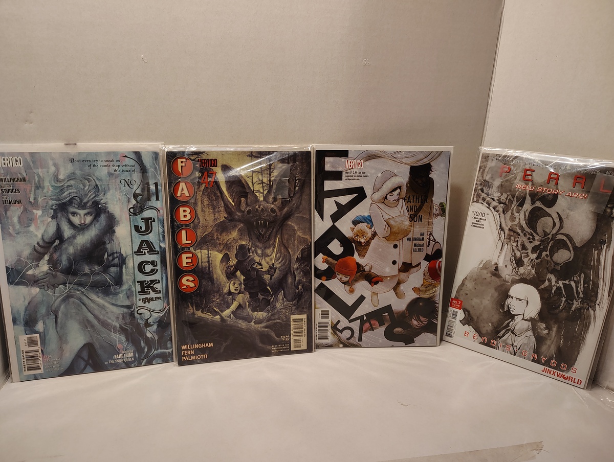 Lot of 20 Vertigo comics books  - $26.00