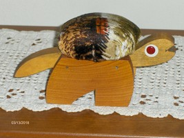 Vintage Wood Turtle Pin Cushion Hand Made Tortoise Needle Holder Sewing ... - £15.68 GBP