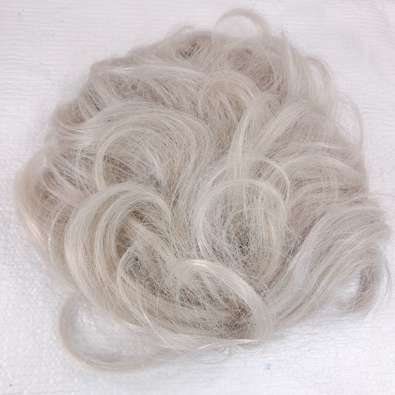 EVA GABOR wig Wiglet Loose Curls topper light gray white silver grey - $27.00